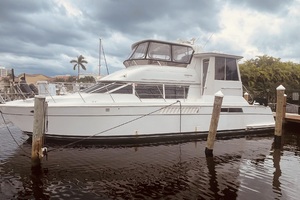 50ft CARVER YACHTS Yacht For Sale