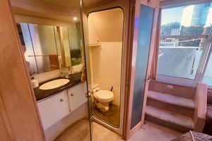 50ft CARVER YACHTS Yacht For Sale