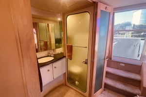 50ft CARVER YACHTS Yacht For Sale