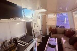 1997 CARVER YACHTS 500 COCKPIT MY thumbnail 47