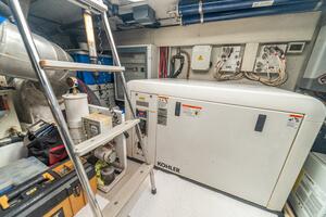 Costa Luna 64ft Azimut Yacht For Sale