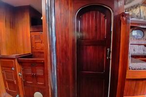 Lady Bella 45ft Hardin Yacht For Sale