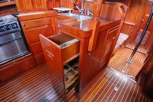 Lady Bella 45ft Hardin Yacht For Sale