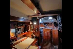 Lady Bella 45ft Hardin Yacht For Sale