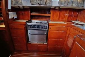 Lady Bella 45ft Hardin Yacht For Sale