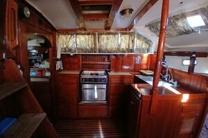 Lady Bella 45ft Hardin Yacht For Sale