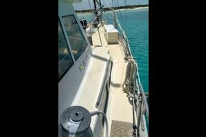 Lady Bella 45ft Hardin Yacht For Sale