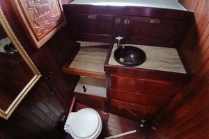 Lady Bella 45ft Hardin Yacht For Sale