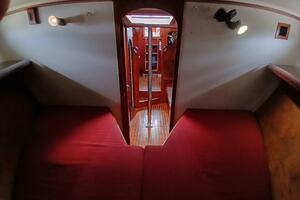 Lady Bella 45ft Hardin Yacht For Sale