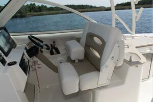 Photo 5788636 for 2018 Sailfish 325 DC  
