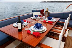 Mona Lisa 58ft Vicem Yacht For Sale