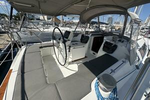 37ft Beneteau Yacht For Sale