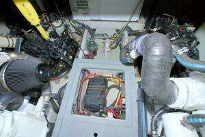 2013 Meridian 441 Sedan thumbnail 90