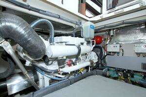 2013 Meridian 441 Sedan thumbnail 98