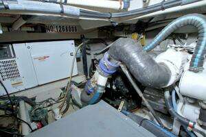 2013 Meridian 441 Sedan thumbnail 97