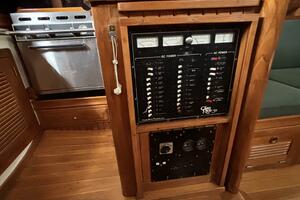 EMERALD STAR 38ft Cabo Rico Yacht For Sale