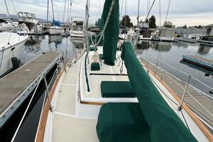 EMERALD STAR 38ft Cabo Rico Yacht For Sale