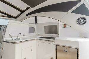 2012 Sunseeker Portofino 48 thumbnail 9