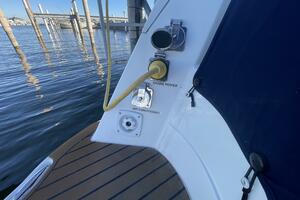 31ft Rinker Yacht For Sale
