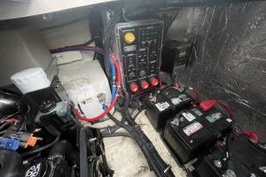 31ft Rinker Yacht For Sale