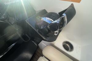 31ft Rinker Yacht For Sale