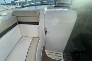 31ft Rinker Yacht For Sale