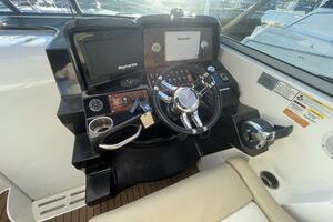 31ft Rinker Yacht For Sale