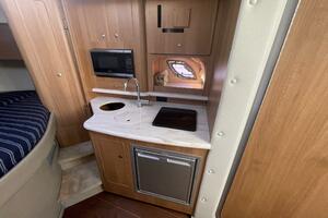 31ft Rinker Yacht For Sale