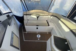 31ft Rinker Yacht For Sale