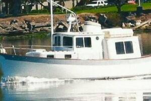 MS  CC 30ft Willard Yacht For Sale