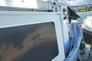 MS  CC 30ft Willard Yacht For Sale