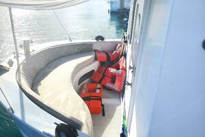 MS  CC 30ft Willard Yacht For Sale