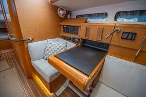 43ft Jeanneau Yacht For Sale
