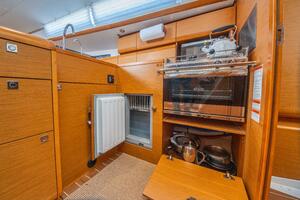 43ft Jeanneau Yacht For Sale