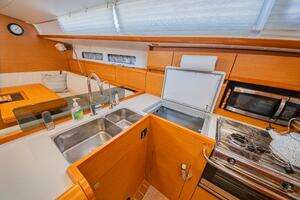 2016 Jeanneau 439 thumbnail 36