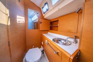 43ft Jeanneau Yacht For Sale