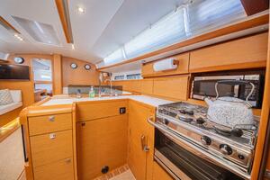 43ft Jeanneau Yacht For Sale