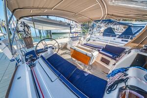 43ft Jeanneau Yacht For Sale