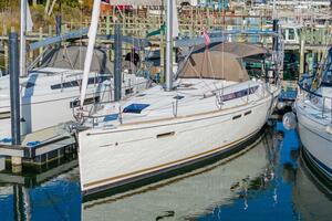 43ft Jeanneau Yacht For Sale