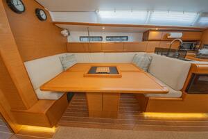 43ft Jeanneau Yacht For Sale