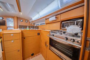 43ft Jeanneau Yacht For Sale