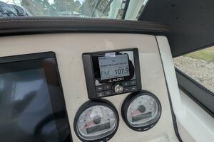 Demo Pay 24ft Boston Whaler Yacht For Sale