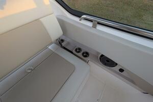 Demo Pay 24ft Boston Whaler Yacht For Sale