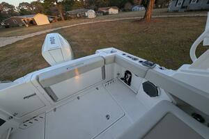 Demo Pay 24ft Boston Whaler Yacht For Sale
