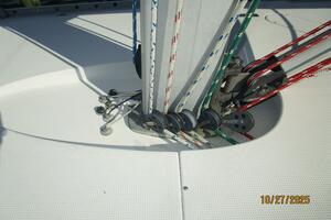 38' Beneteau mast base1