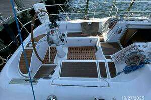 1992 Beneteau 38s5 thumbnail 27