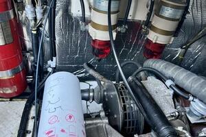 30 Partner Ship 2003 Cruisers 3772 Engine Room 6 Medium