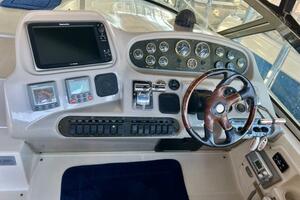 13 Partner Ship 2003 Cruisers 3772 Helm 2 Medium