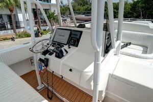 2008 Intrepid 370 Cuddy