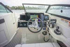 31ft Sea Ray Yacht For Sale